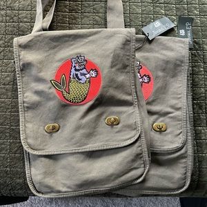 NWT Abigail EP Messenger Bag